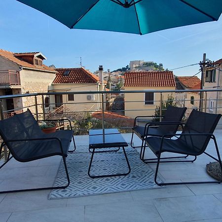 Apartment'S Dalmatia Sibenik Bagian luar foto