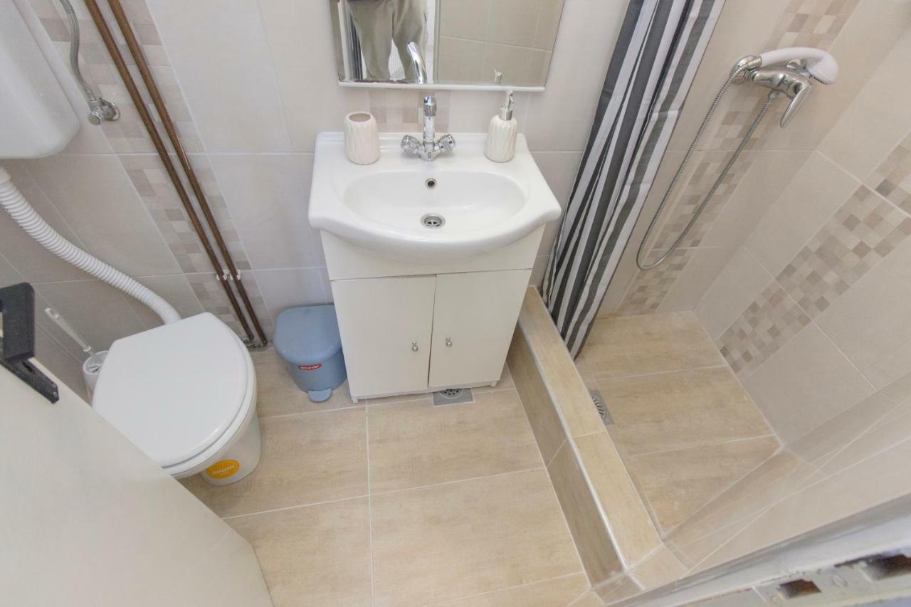 Apartment'S Dalmatia Sibenik Bagian luar foto